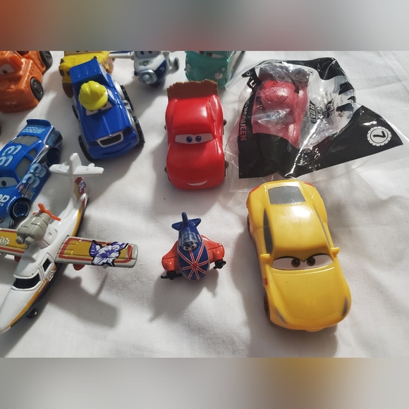 : Mix Lot of 16 Disney Cars & plane, Super wings , tonka truck all with faces - Picture 15 of 16